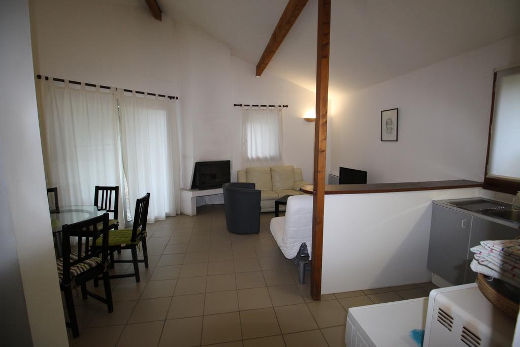 Domaine La Fontaine Du Cade Villa Lagorce  Dış mekan fotoğraf